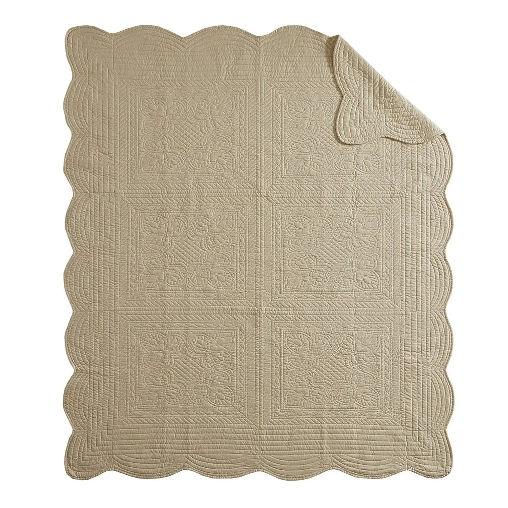 Oversized Quilted Throw with Scalloped Edges