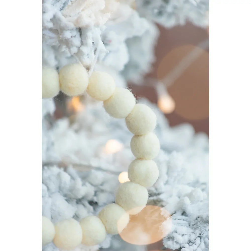 Set of 6 Christmas Ball Wreath Ornaments in Cream for Modern Holiday