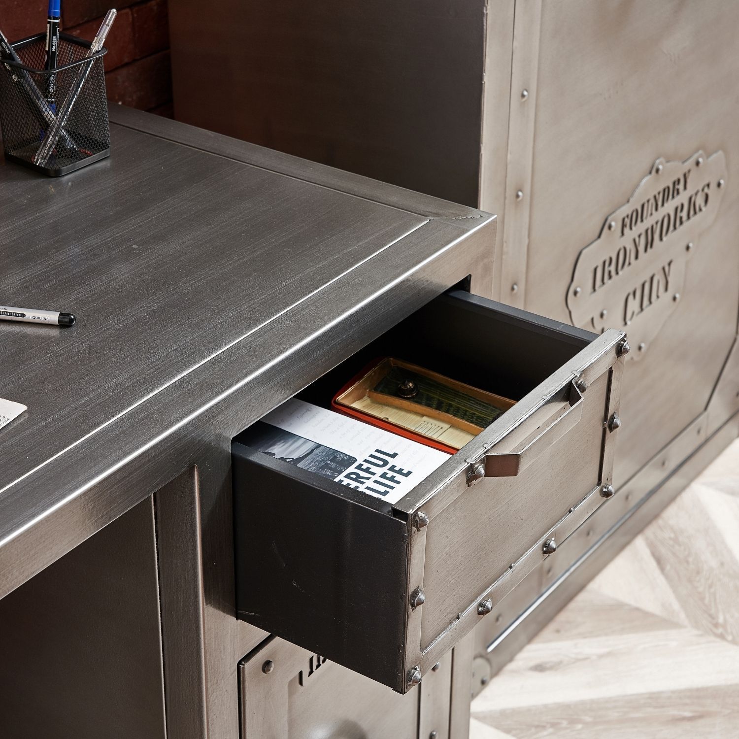 Vault Desk