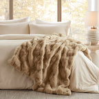 Vivienne Faux Fur Throw