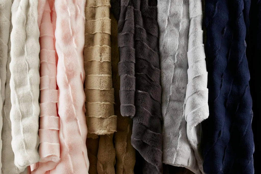 Vivienne Faux Fur Throw