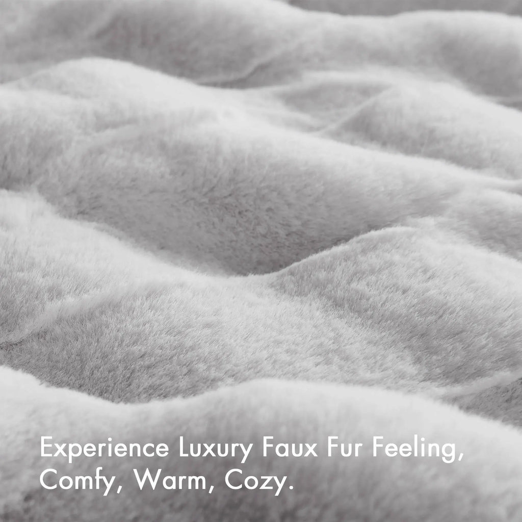Vivienne Faux Fur Throw