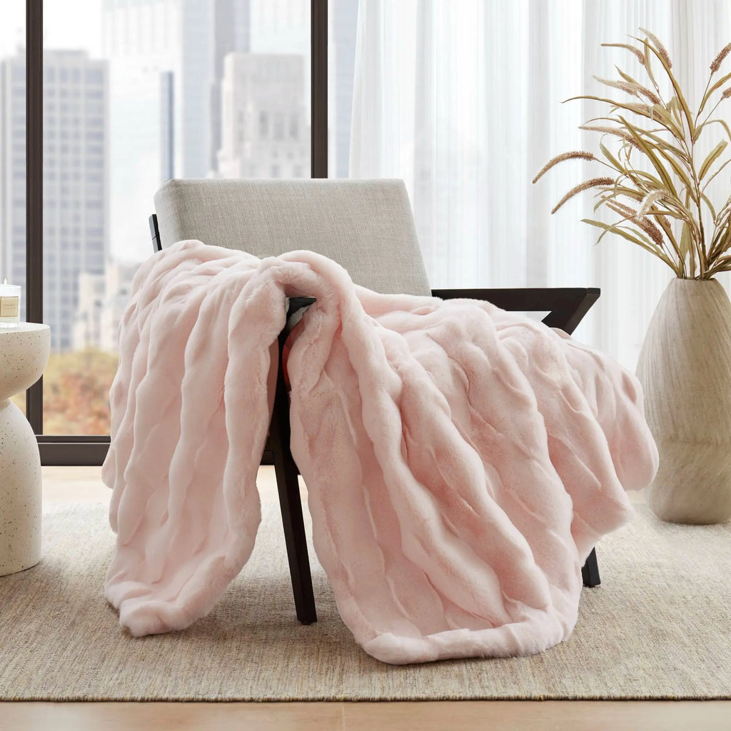 Vivienne Faux Fur Throw