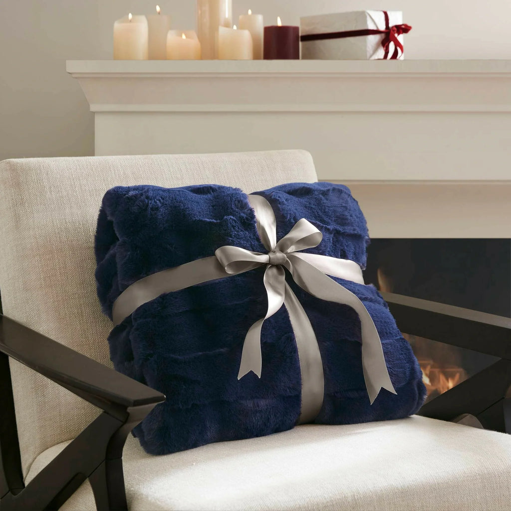Winter Navy Throw Set-Cozy and Soft Blanket for gift